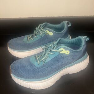 Revitalign Women's Gaia Walking Sneaker In Bluestone Size 8B MSRP $120